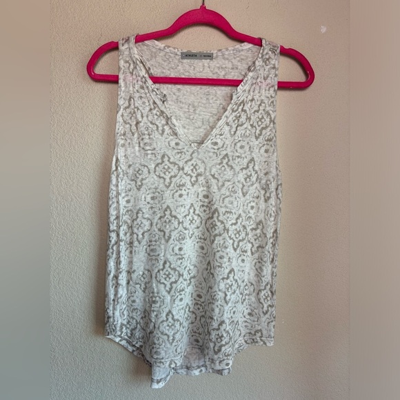Athleta 100% Linen Taupe Newport Medallion Racetrack Split Neck Tank Top XS - Picture 2 of 7